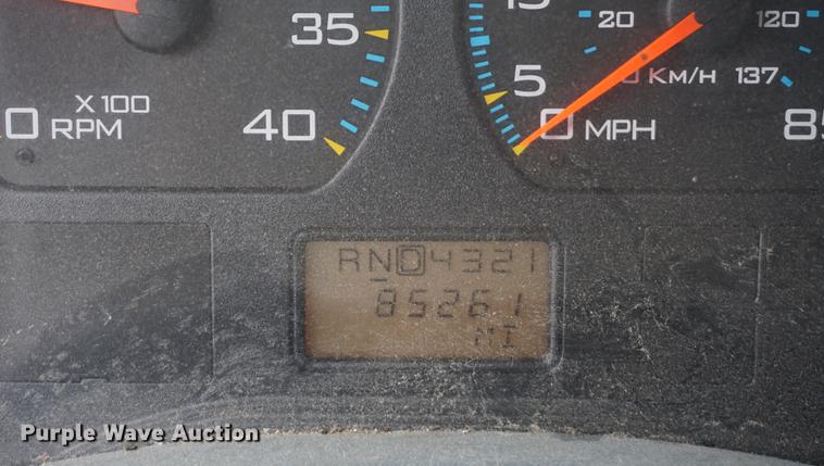 image for item DB0326 2005 International 7300 dump truck