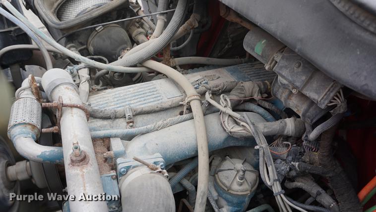 image for item DB0326 2005 International 7300 dump truck