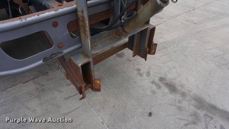 image for item DB0326 2005 International 7300 dump truck