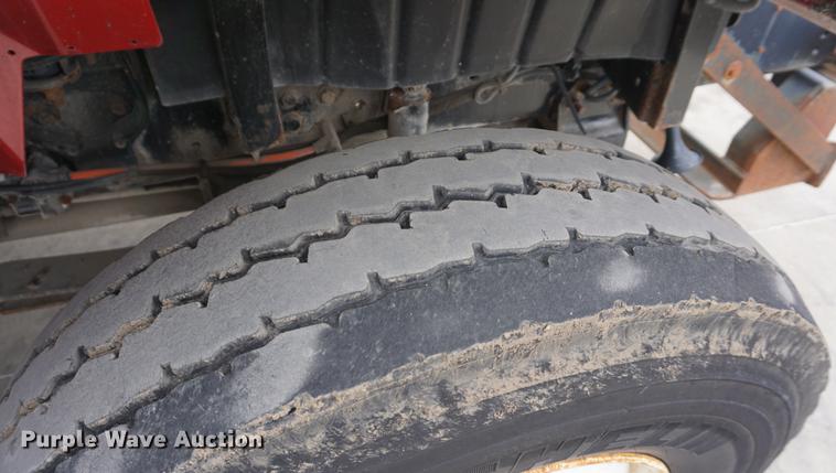 image for item DB0326 2005 International 7300 dump truck