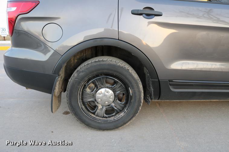 image for item DB6558 2013 Ford Explorer Police Interceptor SUV