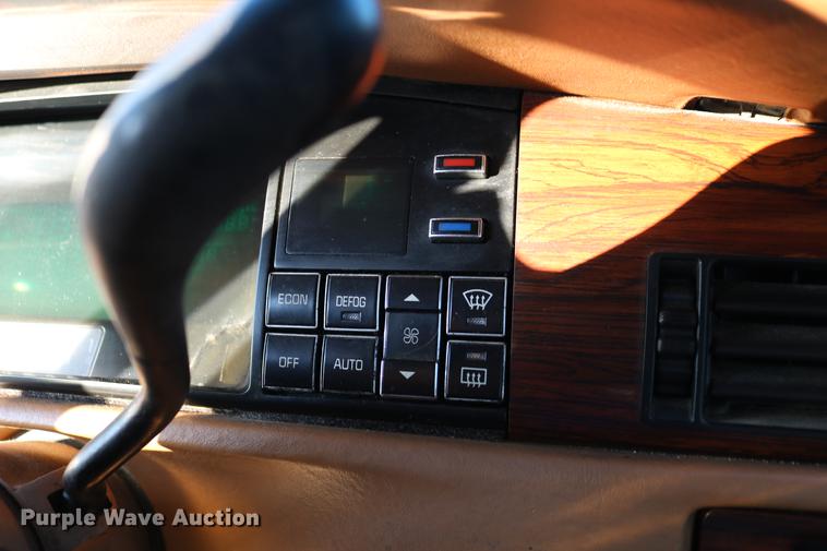 image for item DB6561 1994 Cadillac DeVille