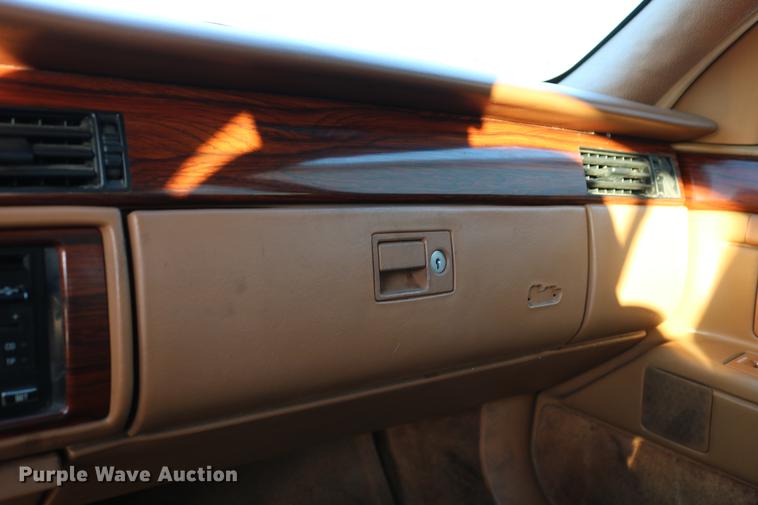 image for item DB6561 1994 Cadillac DeVille