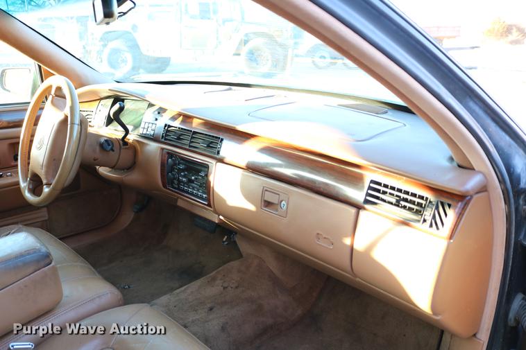 image for item DB6561 1994 Cadillac DeVille