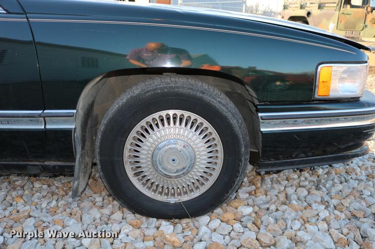 image for item DB6561 1994 Cadillac DeVille