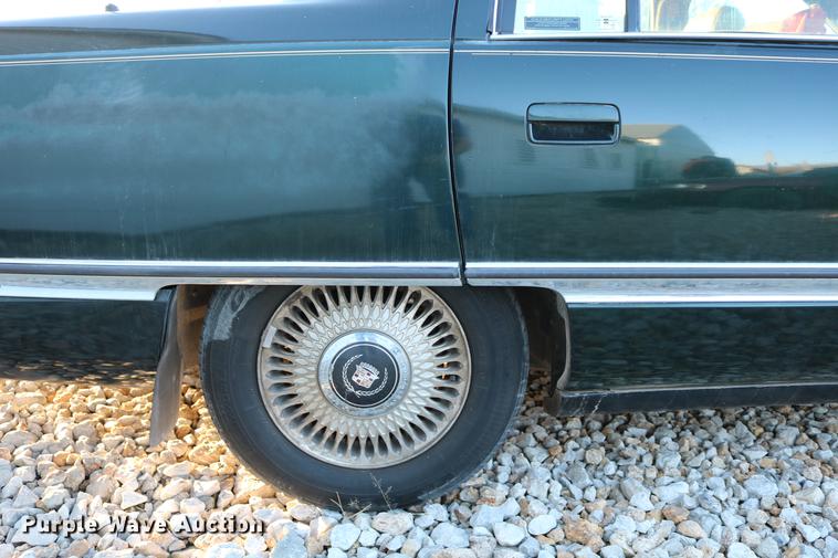 image for item DB6561 1994 Cadillac DeVille