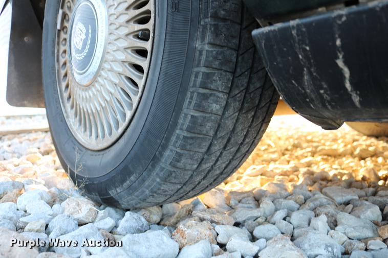 image for item DB6561 1994 Cadillac DeVille