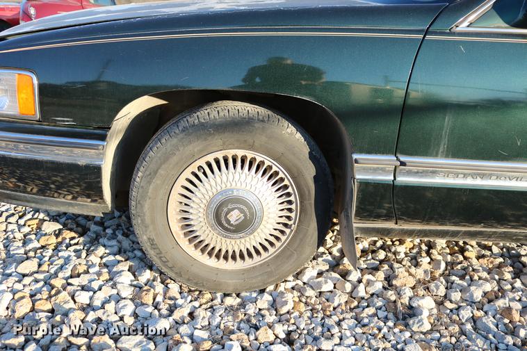 image for item DB6561 1994 Cadillac DeVille