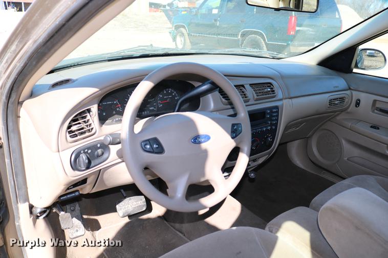 image for item DB6566 2003 Ford Taurus