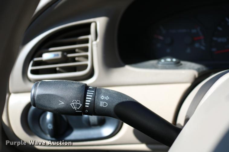 image for item DB6566 2003 Ford Taurus