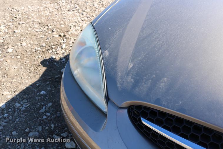 image for item DB6566 2003 Ford Taurus