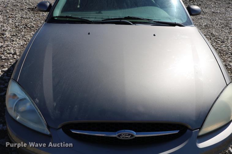 image for item DB6566 2003 Ford Taurus