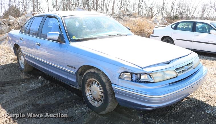 image for item DB6567 1995 Ford Crown Victoria
