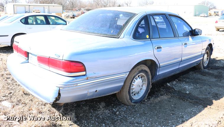 image for item DB6567 1995 Ford Crown Victoria