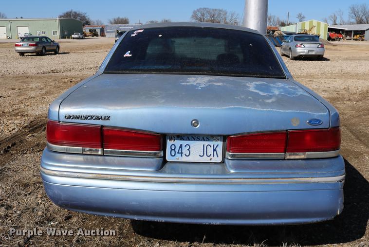 image for item DB6567 1995 Ford Crown Victoria