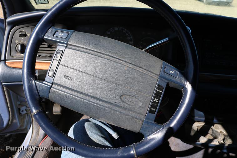 image for item DB6567 1995 Ford Crown Victoria