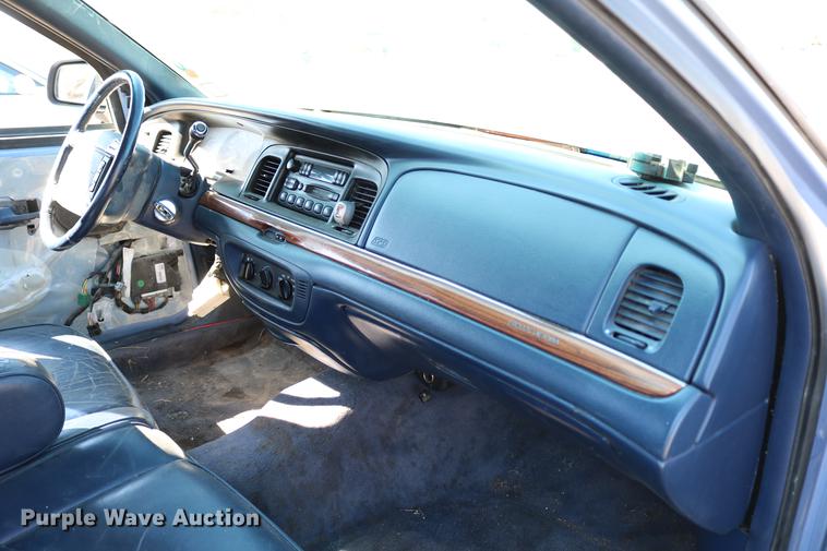 image for item DB6567 1995 Ford Crown Victoria