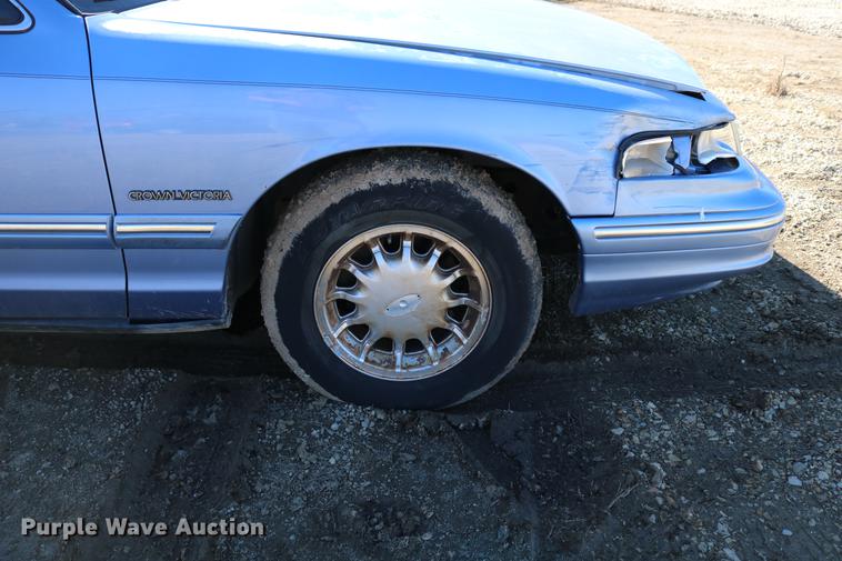 image for item DB6567 1995 Ford Crown Victoria
