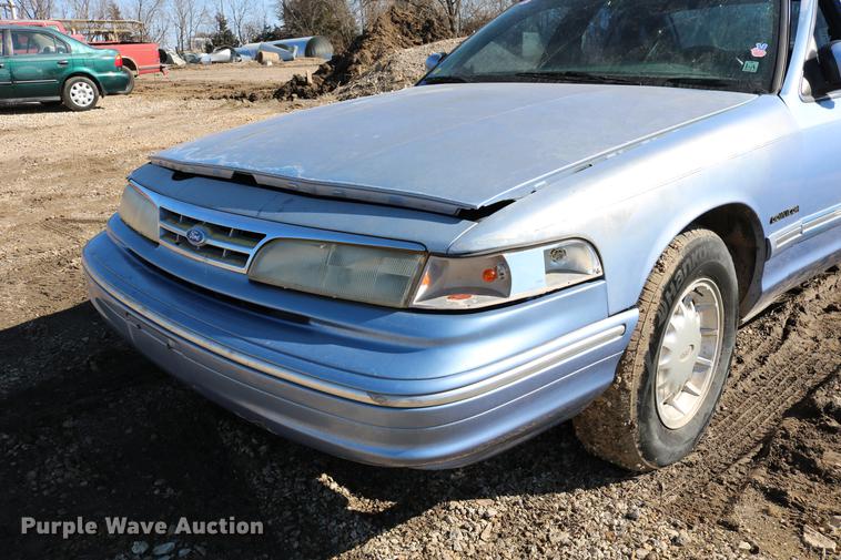 image for item DB6567 1995 Ford Crown Victoria