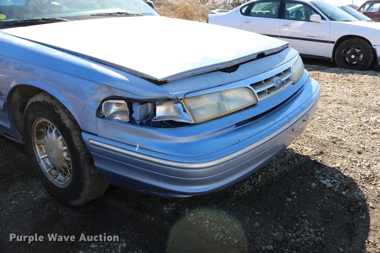 image for item DB6567 1995 Ford Crown Victoria