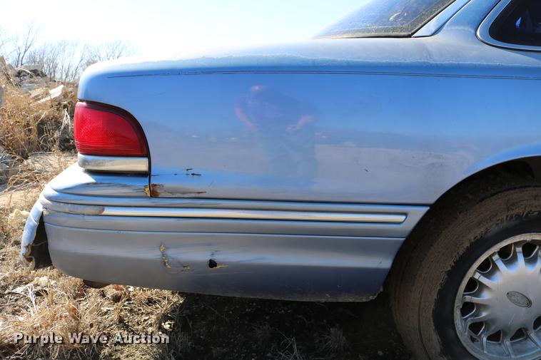 image for item DB6567 1995 Ford Crown Victoria