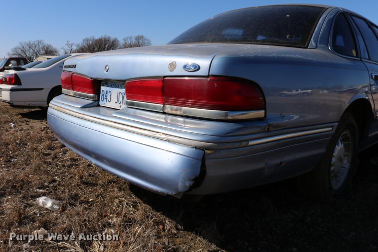 image for item DB6567 1995 Ford Crown Victoria