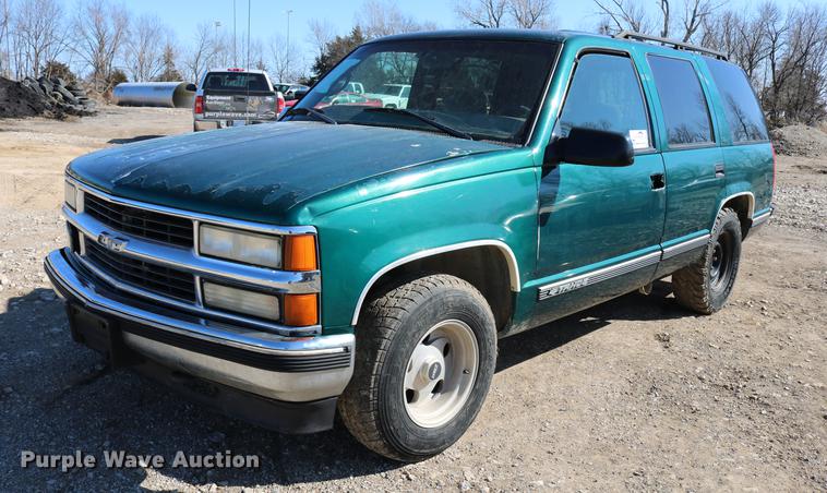 image for item DB6568 1999 Chevrolet Tahoe SUV