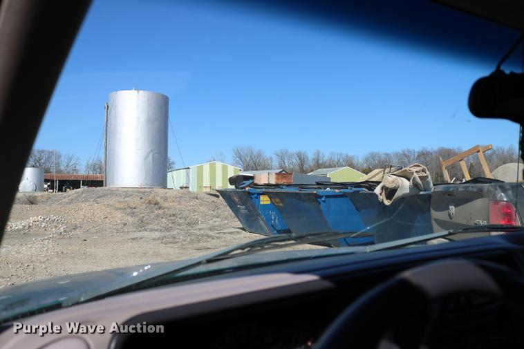 image for item DB6568 1999 Chevrolet Tahoe SUV