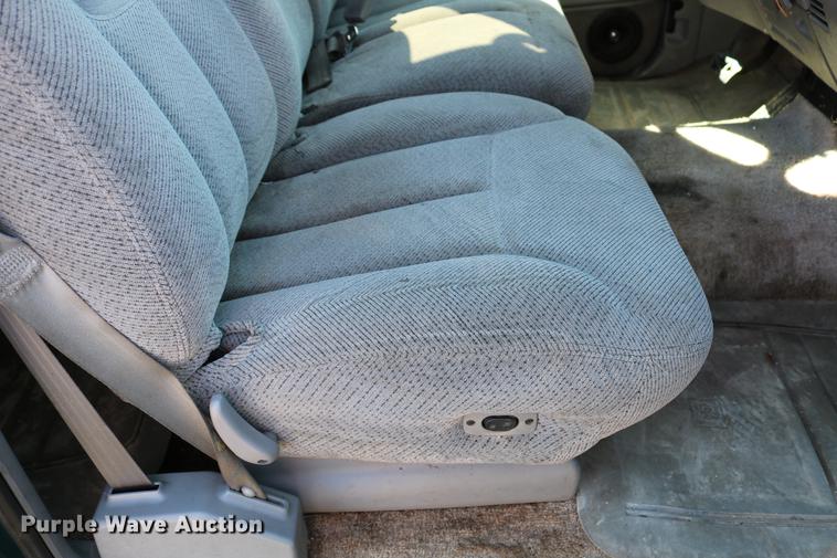 image for item DB6568 1999 Chevrolet Tahoe SUV