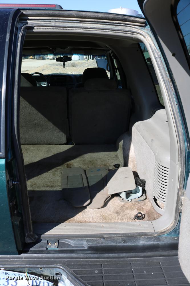 image for item DB6568 1999 Chevrolet Tahoe SUV