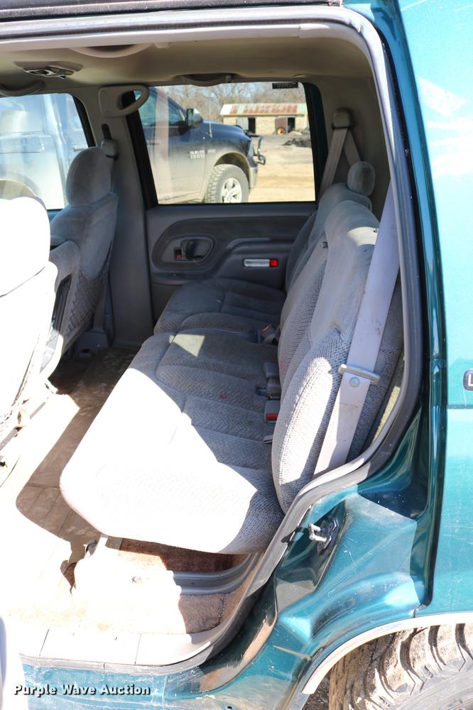 image for item DB6568 1999 Chevrolet Tahoe SUV
