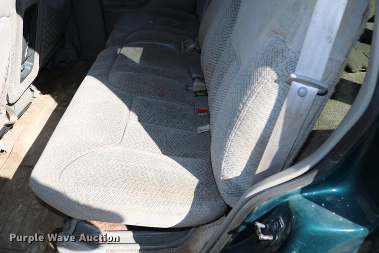 image for item DB6568 1999 Chevrolet Tahoe SUV