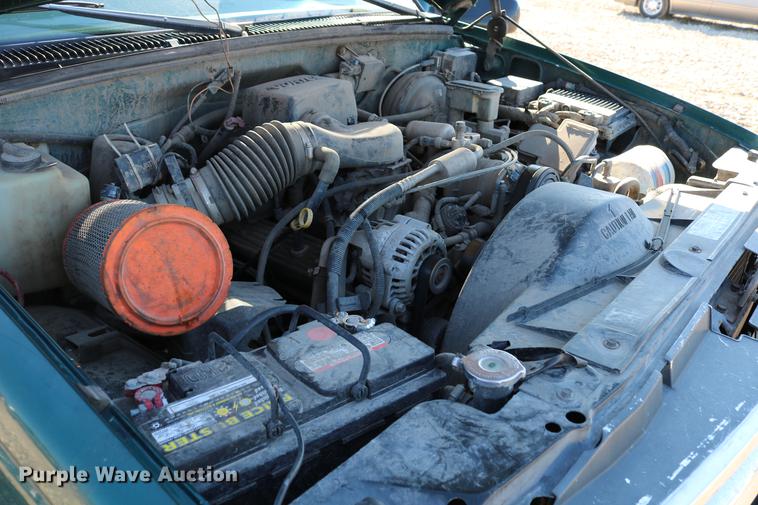 image for item DB6568 1999 Chevrolet Tahoe SUV