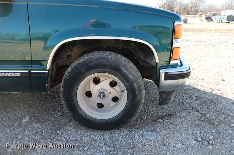 image for item DB6568 1999 Chevrolet Tahoe SUV