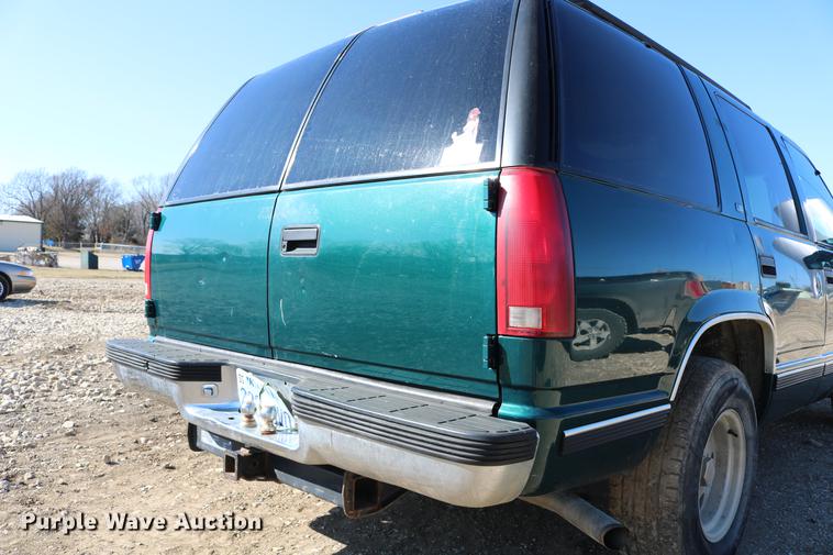 image for item DB6568 1999 Chevrolet Tahoe SUV