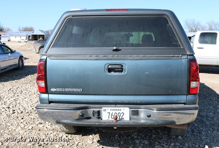 image for item DB6570 2006 Chevrolet Silverado 1500 Crew Cab pickup truck