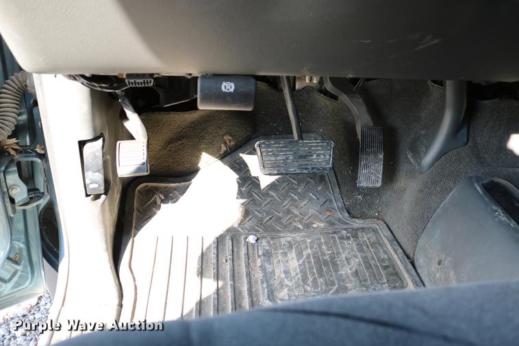 image for item DB6570 2006 Chevrolet Silverado 1500 Crew Cab pickup truck