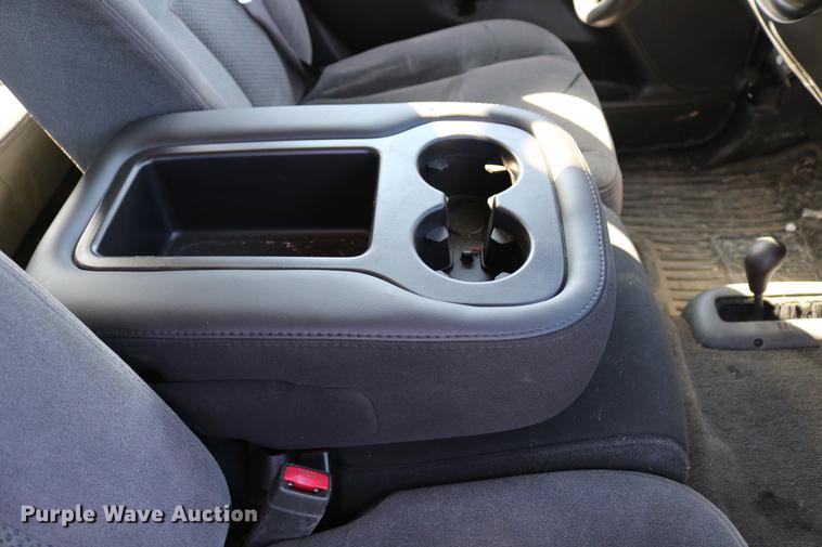 image for item DB6570 2006 Chevrolet Silverado 1500 Crew Cab pickup truck