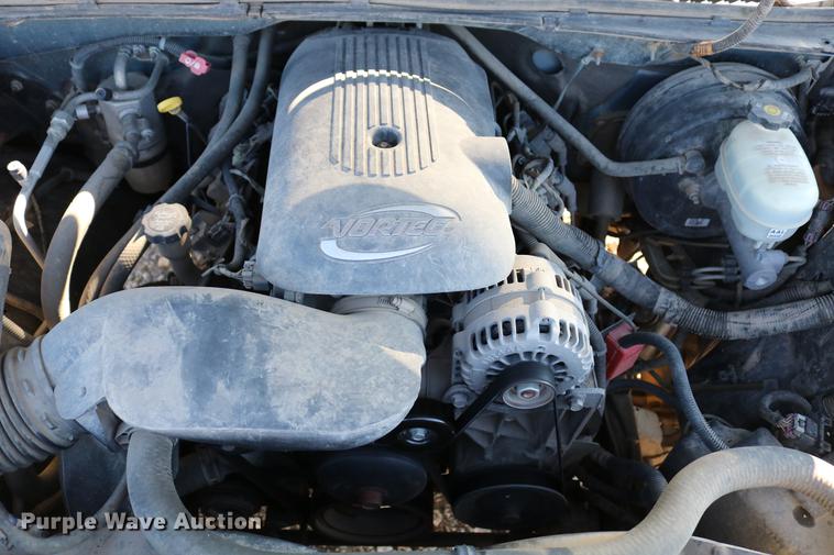 image for item DB6570 2006 Chevrolet Silverado 1500 Crew Cab pickup truck