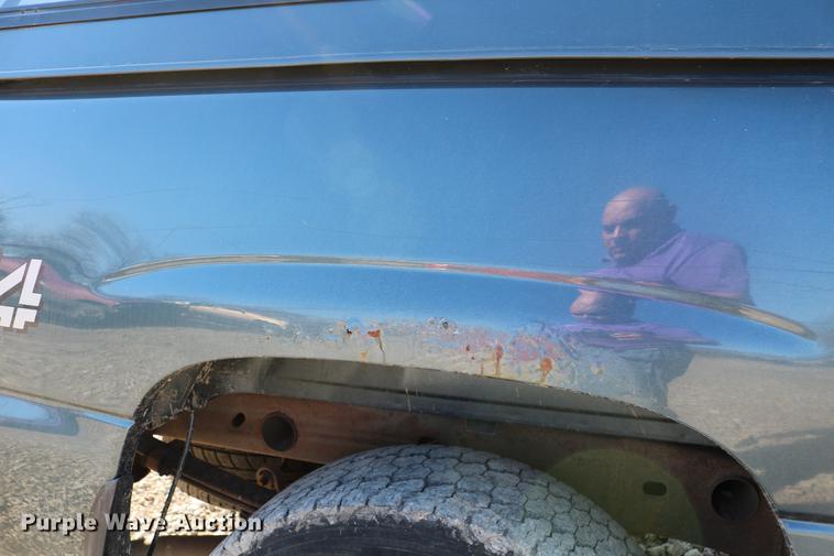 image for item DB6570 2006 Chevrolet Silverado 1500 Crew Cab pickup truck