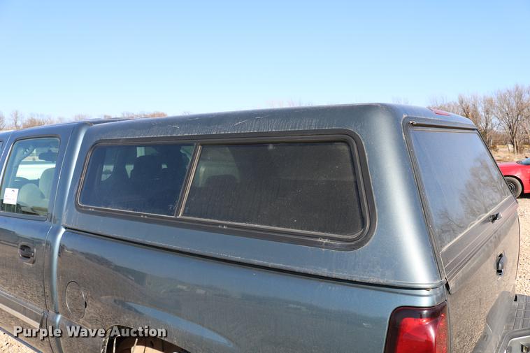 image for item DB6570 2006 Chevrolet Silverado 1500 Crew Cab pickup truck