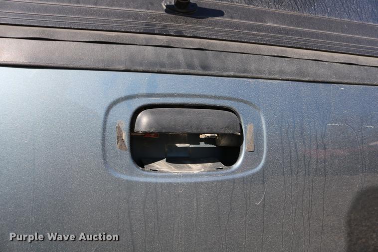 image for item DB6570 2006 Chevrolet Silverado 1500 Crew Cab pickup truck