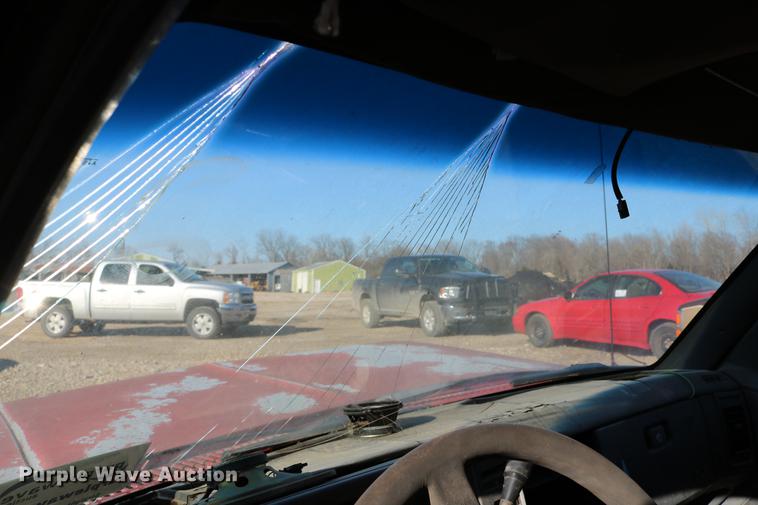 image for item DB6572 1992 GMC Sonoma Club Coupe pickup truck