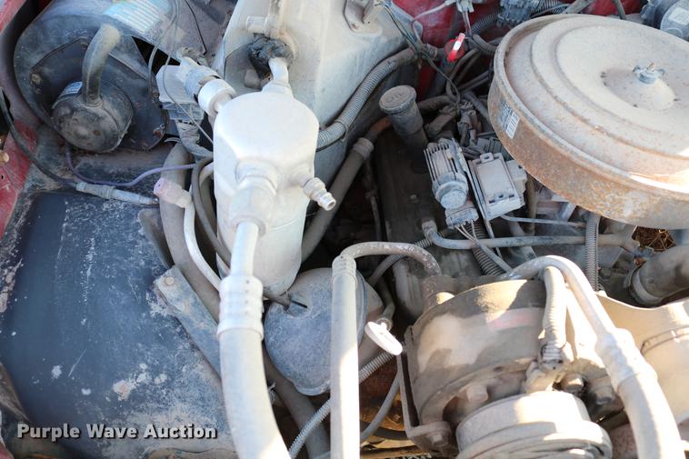 image for item DB6572 1992 GMC Sonoma Club Coupe pickup truck