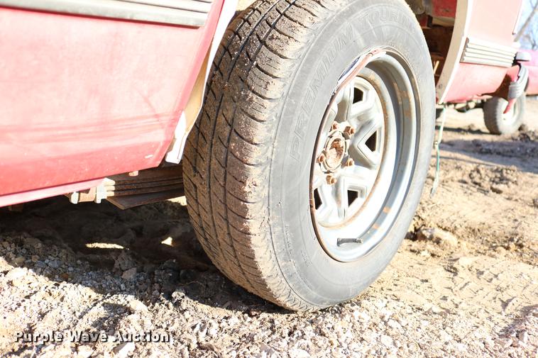 image for item DB6572 1992 GMC Sonoma Club Coupe pickup truck