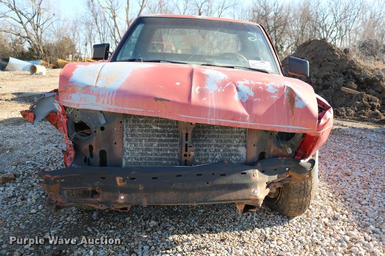 image for item DB6572 1992 GMC Sonoma Club Coupe pickup truck