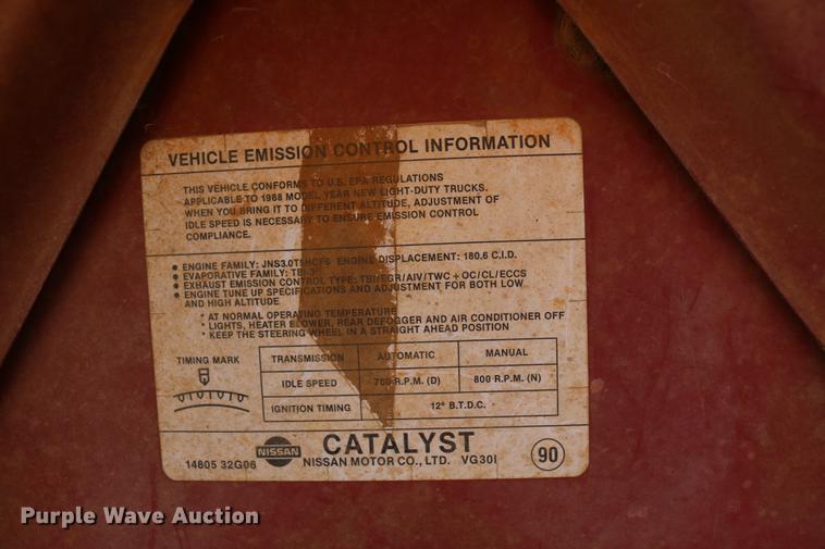 image for item DB6573 1988 Nissan pickup truck