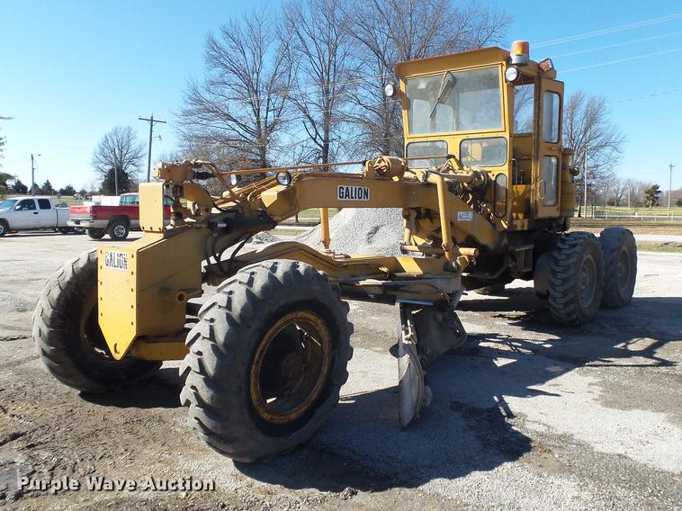 image for item DB7254 1969 Galion 104B rigid frame motor grader