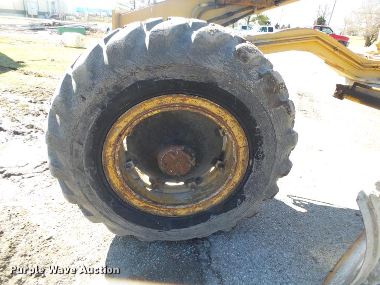 image for item DB7254 1969 Galion 104B rigid frame motor grader