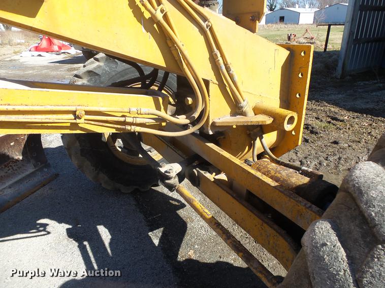 image for item DB7254 1969 Galion 104B rigid frame motor grader